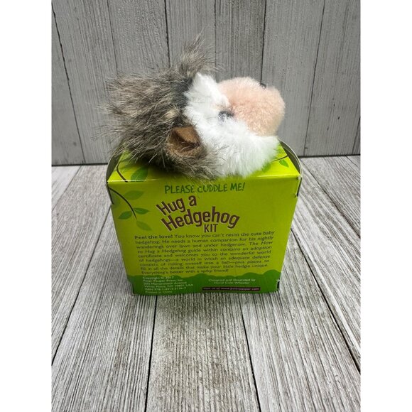 Hug A Hedgehog Rescue Kit Plush - Please Cuddle Me! - 2017 Peter Pauper - Picture 4 of 7